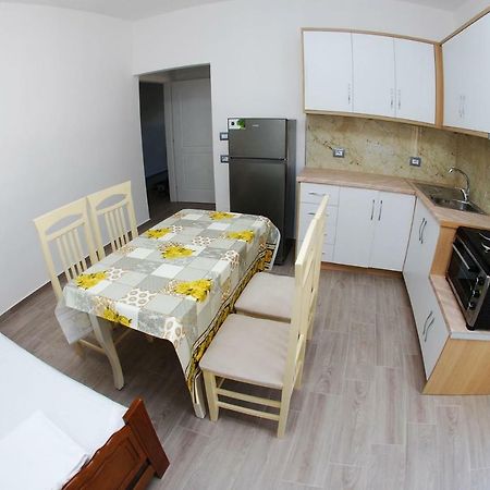 Rafail'S Apartment Sarandë 外观 照片