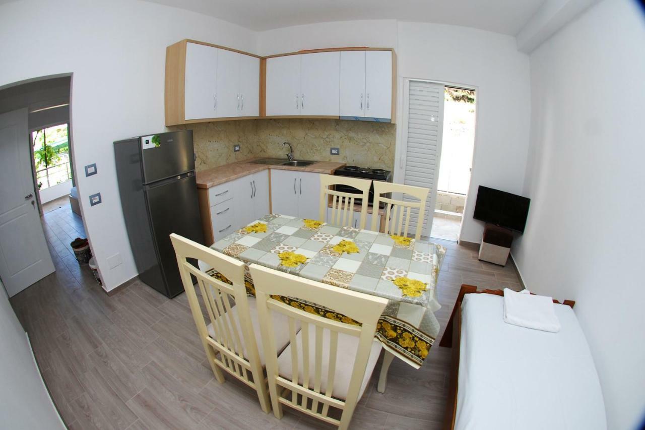 Rafail'S Apartment Sarandë 外观 照片