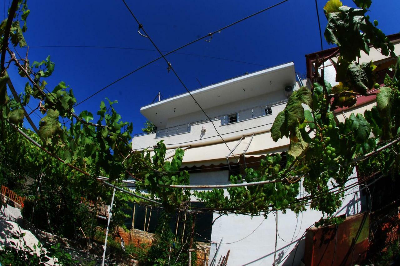 Rafail'S Apartment Sarandë 外观 照片